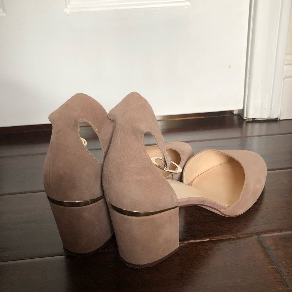 Nine West Classic Heels 💛
